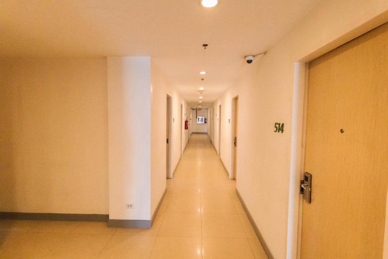 Hotel Wow Budget Cubao 3*